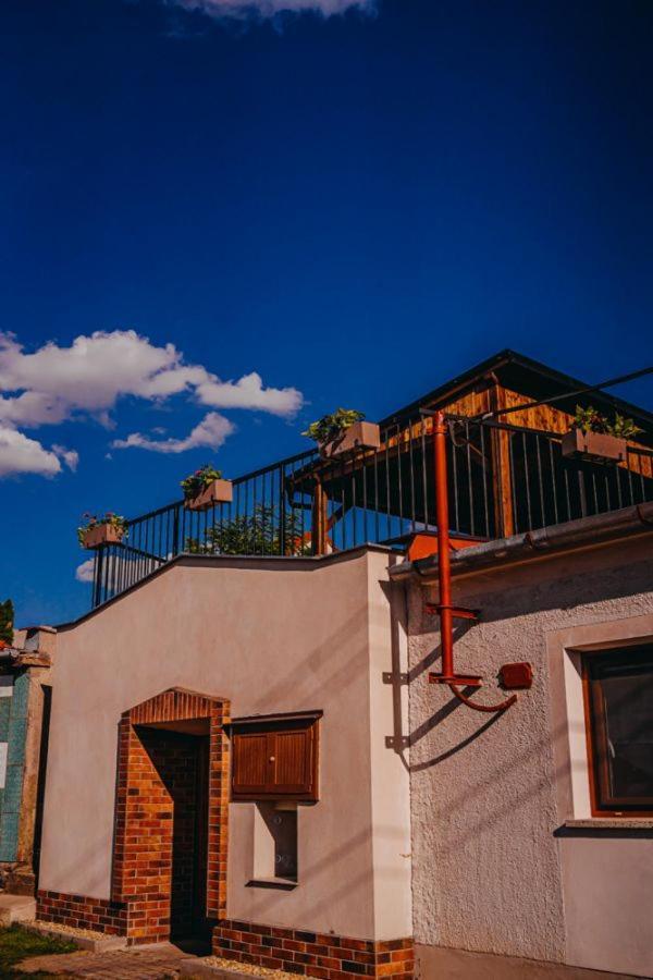 Deduv Sklep Apartment Hlohovec Exterior photo